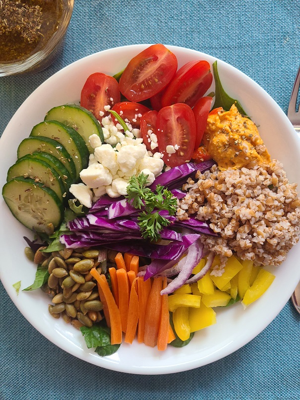 Lunch Bowls: Tons of combos for amazing flavors!